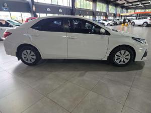Toyota Corolla Quest Plus 1.8 CVT - Image 4