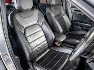 Volkswagen T-Roc 2.0TSI 4Motion R-Line - Image 15