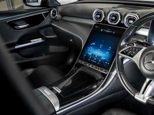 Mercedes-Benz C-Class C220d Avantgarde - Image 11