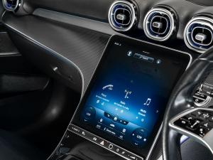 Mercedes-Benz C-Class C220d Avantgarde - Image 12