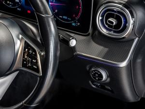 Mercedes-Benz C-Class C220d Avantgarde - Image 14