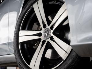 Mercedes-Benz C-Class C220d Avantgarde - Image 5