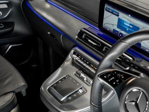 Mercedes-Benz V-Class V300d Exclusive - Image 12