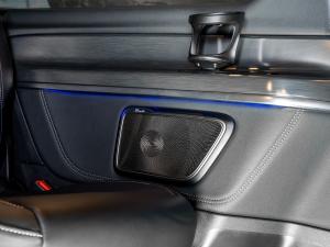 Mercedes-Benz V-Class V300d Exclusive - Image 20