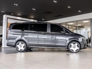 Mercedes-Benz V-Class V300d Exclusive - Image 9