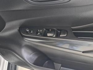 Nissan Navara 2.5DDTi double cab Pro-4X 4x4 - Image 15