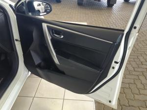 Toyota Corolla 2.0 Exclusive automatic VSC - Image 18