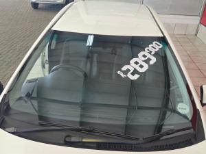 Toyota Corolla 2.0 Exclusive automatic VSC - Image 21