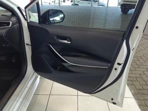 Toyota Corolla 2.0 XR auto - Image 18