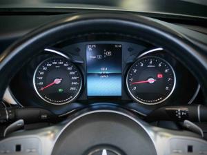 Mercedes-Benz C200 Cabrio automatic - Image 19