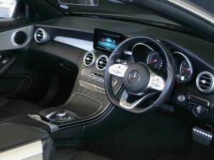 Mercedes-Benz C200 Cabrio automatic - Image 20