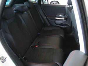 Mercedes-Benz GLA GLA200 Progressive - Image 20