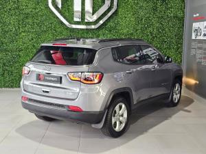 Jeep Compass 1.4T Longitude auto - Image 3