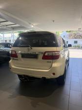 Toyota Fortuner 3.0D-4D 4x4 - Image 4