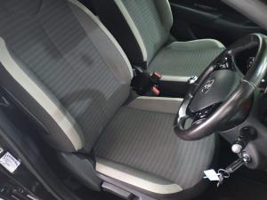 Toyota Aygo 1.0 X-Clusiv - Image 12