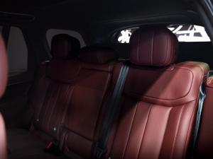 Land Rover Range Rover D350 HSE - Image 9