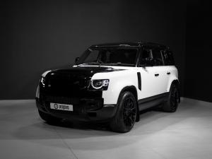 Land Rover Defender 110 D300 SE - Image 4