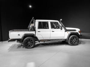 Toyota Land Cruiser 79 2.8GD-6 double cab - Image 16