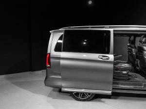 Mercedes-Benz V-Class V300d Exclusive - Image 26