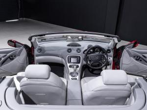 Mercedes-Benz SL 55 AMG - Image 14