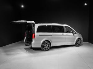 Mercedes-Benz V-Class V250d Avantgarde - Image 16
