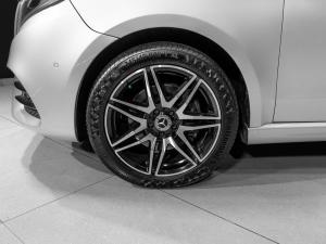 Mercedes-Benz V-Class V250d Avantgarde - Image 3
