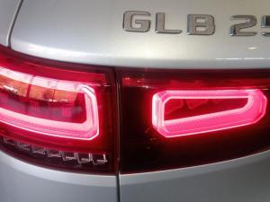 Mercedes-Benz GLB GLB250 Progressive - Image 20