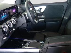 Mercedes-Benz GLA GLA200 Progressive - Image 18