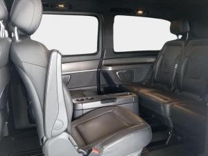 Mercedes-Benz V-Class V300d Exclusive - Image 15