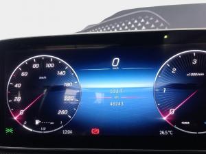 Mercedes-Benz C-Class C220d Avantgarde - Image 13