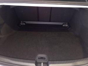 Mercedes-Benz C-Class C200 Avantgarde - Image 10