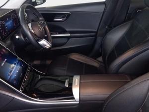 Mercedes-Benz C-Class C200 Avantgarde - Image 13