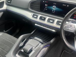 Mercedes-Benz GLE GLE300d 4Matic - Image 11