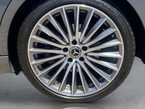 Mercedes-Benz C-Class C200 Avantgarde - Image 16