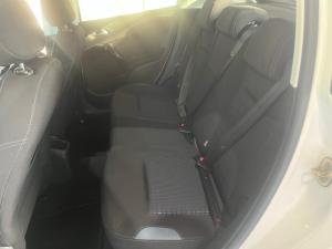 Peugeot 208 5-door 1.6 Allure auto - Image 16