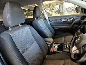 Nissan X-Trail 2.5 4x4 Acenta Tech - Image 12