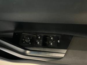 Volkswagen Polo hatch 1.0TSI Life manual - Image 16