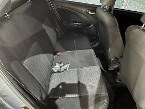 Toyota Etios Cross 1.5 Xs - Image 9
