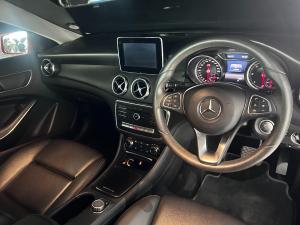 Mercedes-Benz GLA GLA200d auto - Image 8