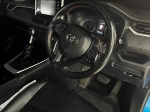 Toyota RAV4 2.0 GX auto - Image 7