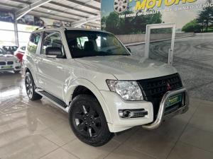 Mitsubishi Pajero 3-door 3.2DI-D GLS - Image 2