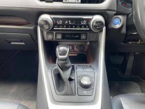 Toyota RAV4 2.5 Hybrid VX E-Four - Image 18