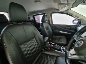 Nissan Navara 2.5DDTi double cab LE Plus 4x4 - Image 14