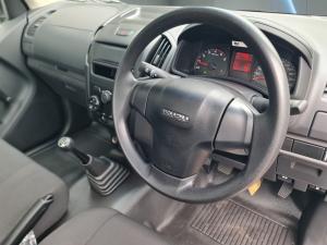 Isuzu D-Max Gen 6 250c single cab Fleetside - Image 13