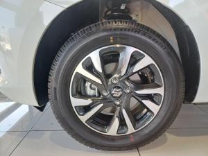 Suzuki Swift 1.2 GLX auto - Image 9