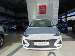 Hyundai Grand i10 1.0 Premium hatch - Image 2