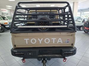 Toyota Land Cruiser 79 2.8GD-6 double cab - Image 5