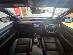 Toyota Hilux 2.8GD-6 double cab 4x4 Legend auto - Image 6