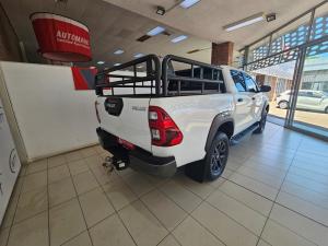 Toyota Hilux 2.8GD-6 double cab 4x4 Legend auto - Image 2