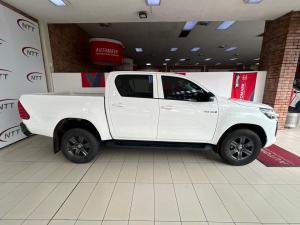 Toyota Hilux 2.4GD-6 double cab 4x4 Raider auto - Image 3